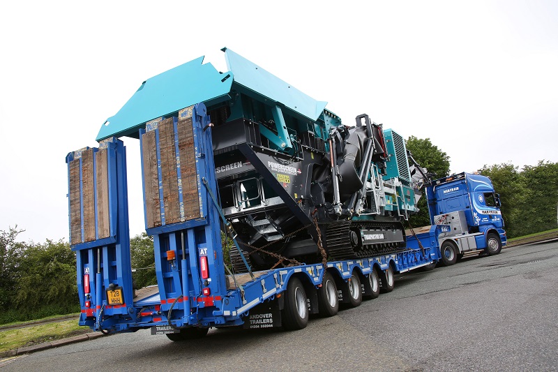 Mar-Train Takes Delivery of Five-Axle Extending Step Frame Trailer From Andover