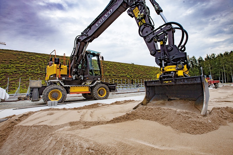 The Latest Control Technology from Engcon