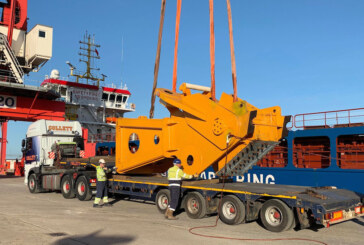 Collett deliver the world’s largest crane