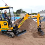 JCB electric mini helps customer win new contracts