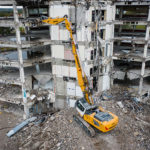 A new Liebherr crawler excavator: R 940 Demolition replaces R 944 C