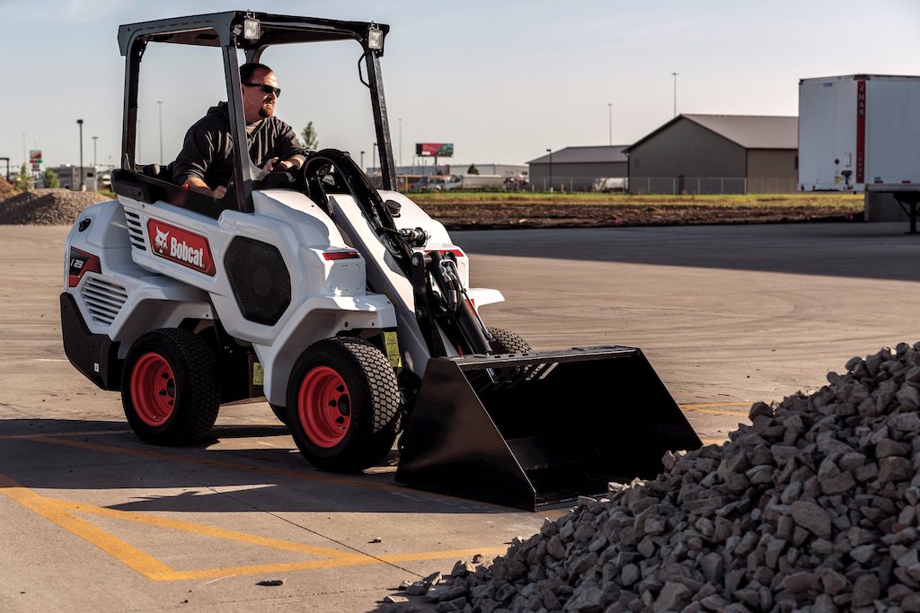 New range of small articulated loaders from Bobcat