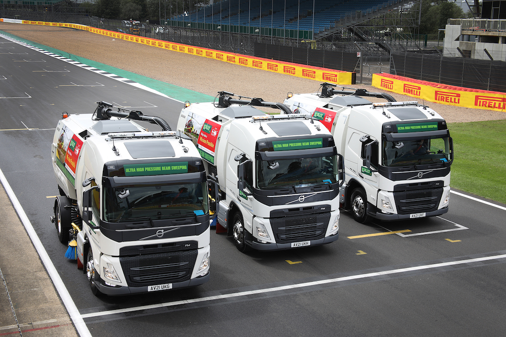 New Volvo FM sweepers make track debut for Kelly Plant Hire