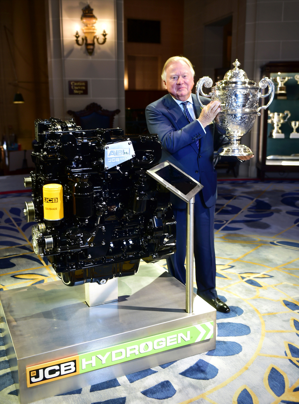 Hat-trick for JCB as hydrogen engine wins top award