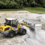 Liebherr presents new compact loader series with the new L 504 compact model