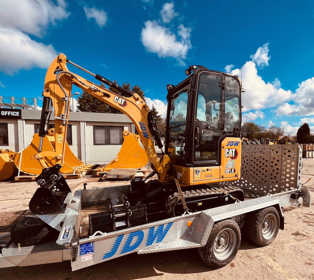 JDW take on two new CAT 301.6 excavators