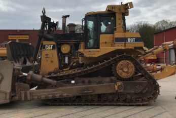 Stokey’s sustainable choice – Finning rebuilds 15-year-old Cat dozer