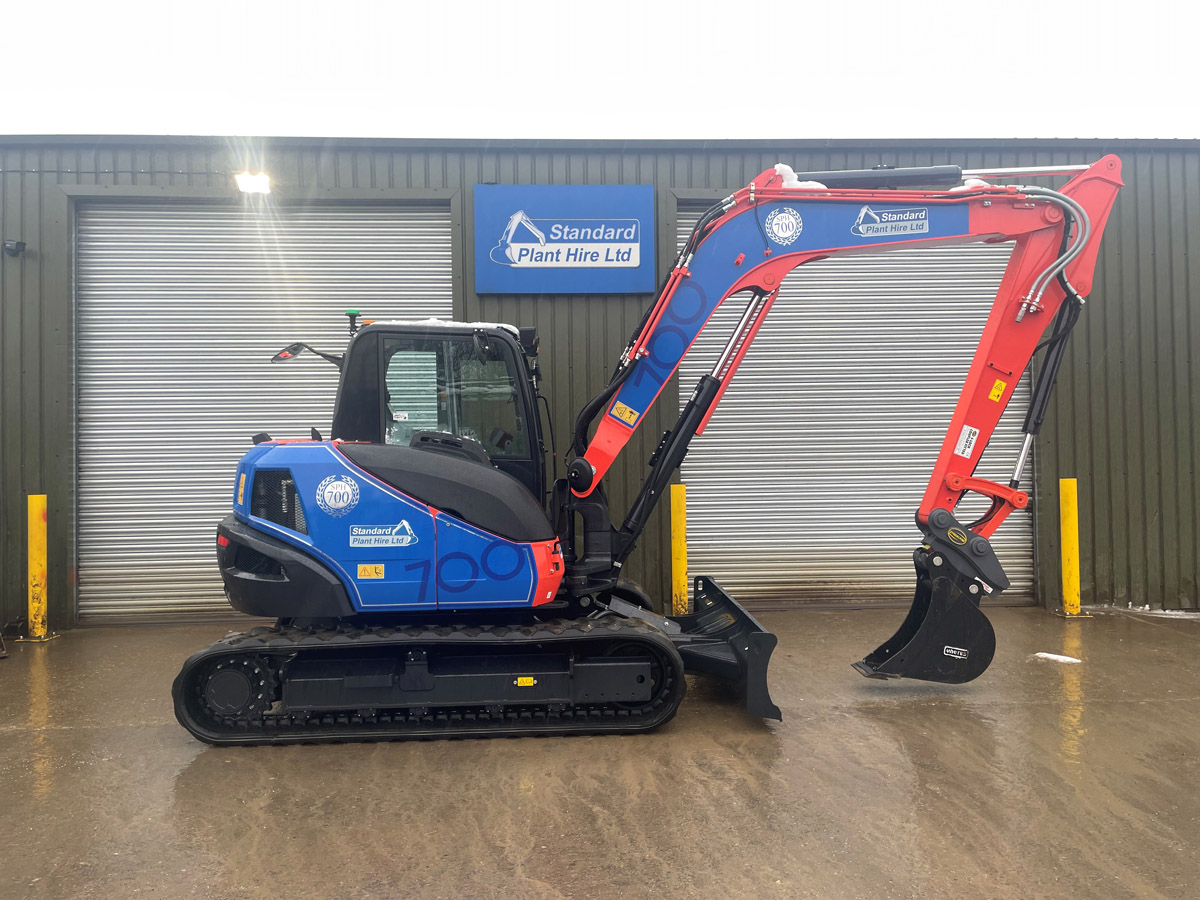 Standard Plant Hire has taken delivery of its 700th Kubota machine