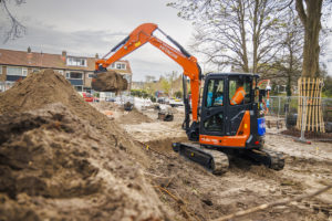 Hitachi Construction Machinery's ZX55U-6EB is an electric five-tonne excavator that can be cordless, using 39kWh lithium-ion batteries.