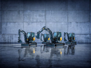 The mini excavators V from Hyundai Construction Equipment have an operating weight range of 1.7 to 5.5-tonnes...