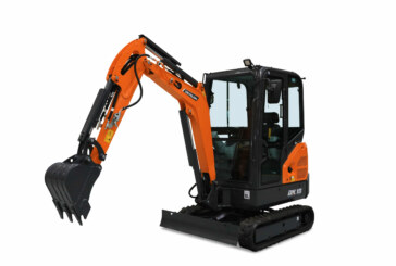 Mini-excavators from Develon are compact and Stage V compliant