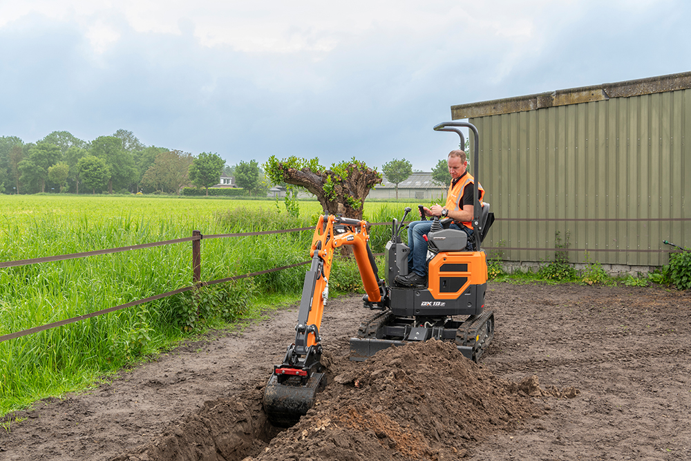 The DX10Z-7 mini-excavator from Develon