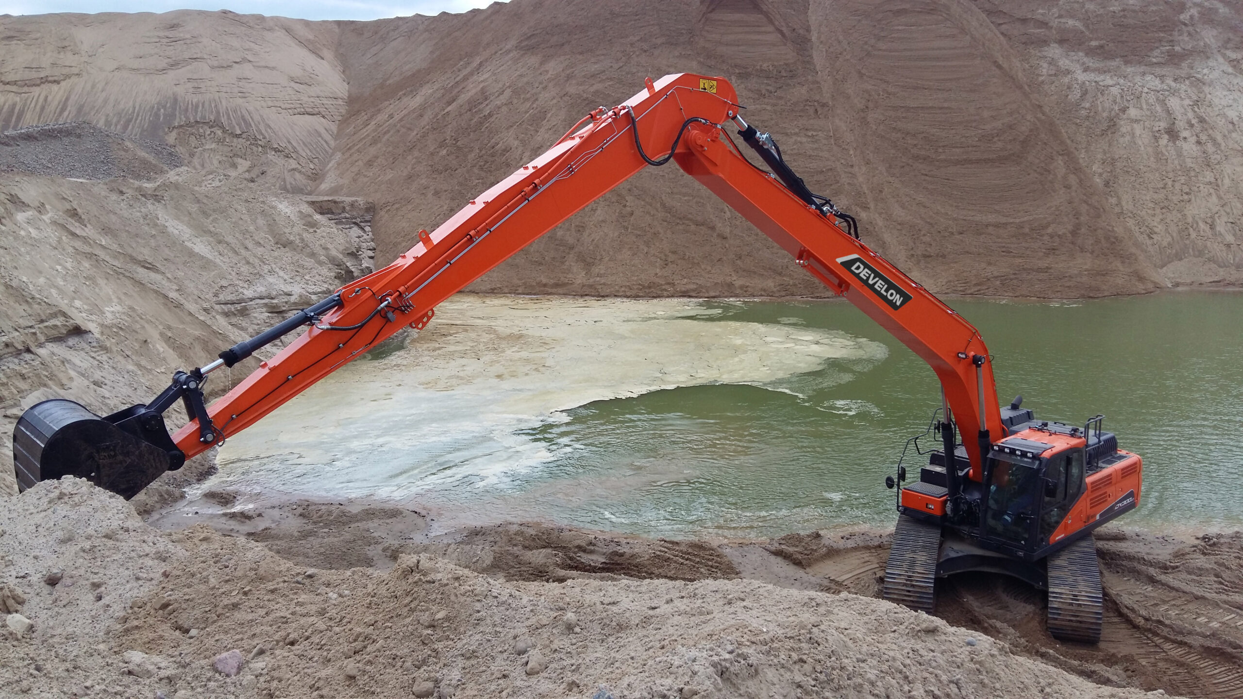 Develon offers a range of Stage V super long reach excavators