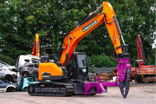 Vulture teams up with Develon’s crawler excavator