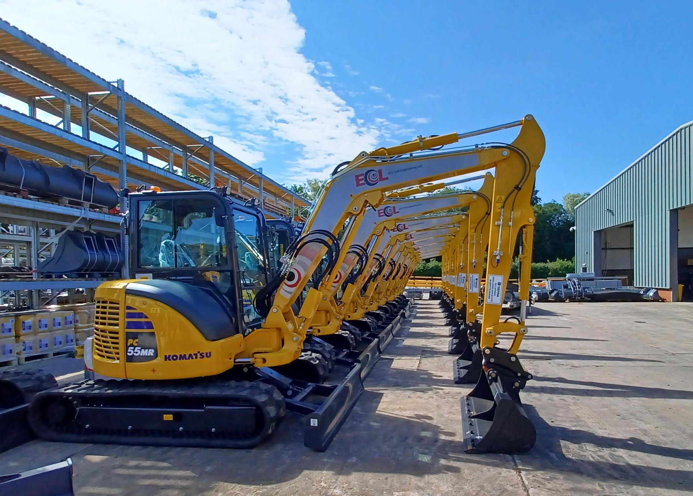 ECL Civil Engineering has agreed a 90-machine deal with Marubeni-Komatsu