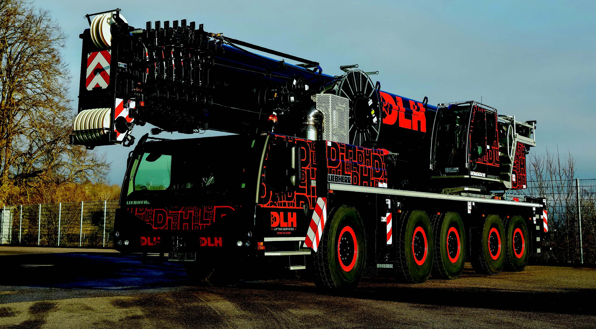 DLH Lifting Services Ltd’s Liebherr LTM 1230-5.1