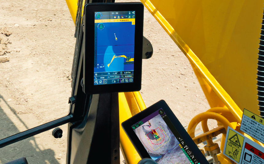 Komatsu launches new PC220LC-12 and PC220LCi-12 excavators
