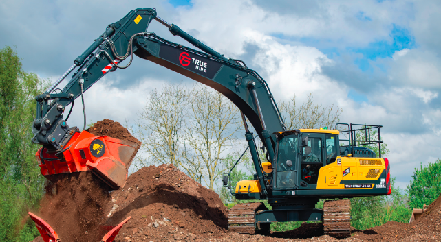 True Group welcomes a Hyundai crawler excavator