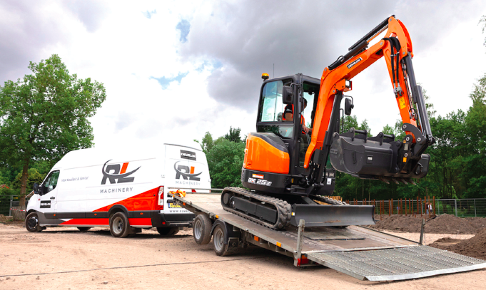 Develon strengthens its range of compact excavators